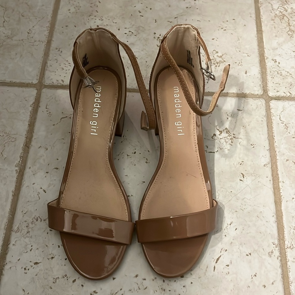 Madden girl heels. Size 6.5 Never worn